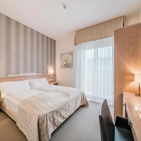 Europa Lignano لينانو سابيادورو