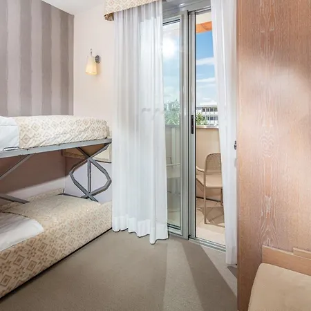 فندق Europa Lignano 4*