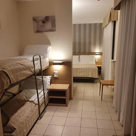 فندق Europa Lignano لينانو سابيادورو