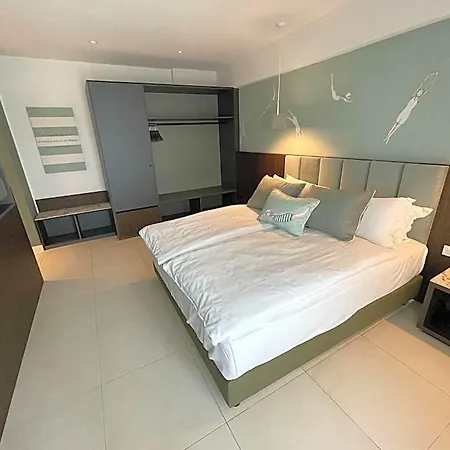 ホテル Europa Lignano 4*